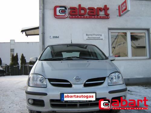 NISSAN Almera-Tino-1,8i