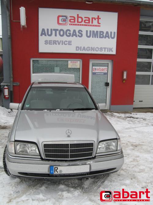 Mercedes-Benz C180-W202