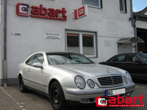 Mercedes-Benz CLK-200-kompressor-W208