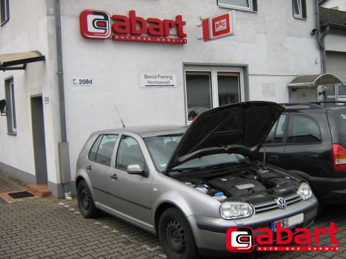 VOLKSWAGEN Golf-IV-2,0i